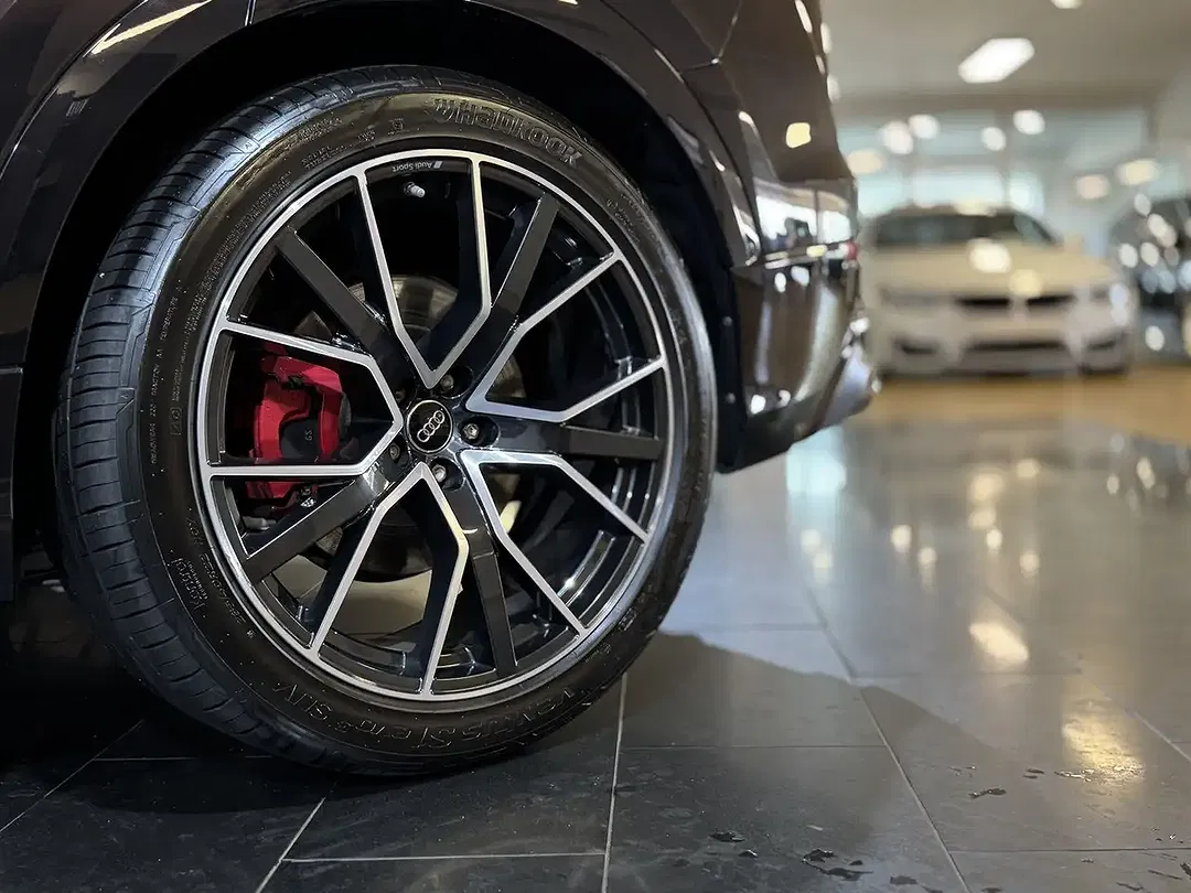 Audi SQ8 4.0 TDI Matrix LED - Thumbnail 10