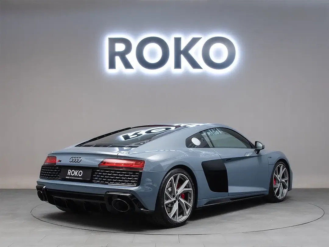 Audi R8 5.2 FSI Coupe - Thumbnail 3