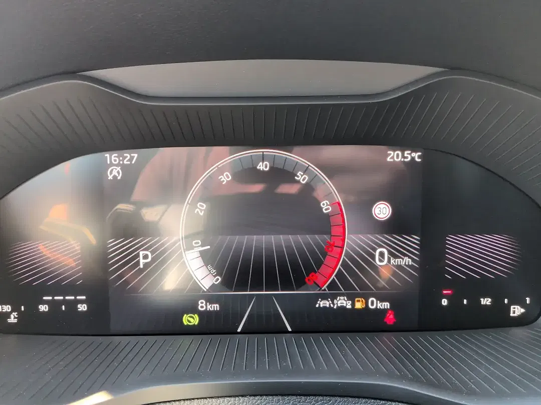 Skoda Karoq 1.5 TSI DSG Selection - Thumbnail 7
