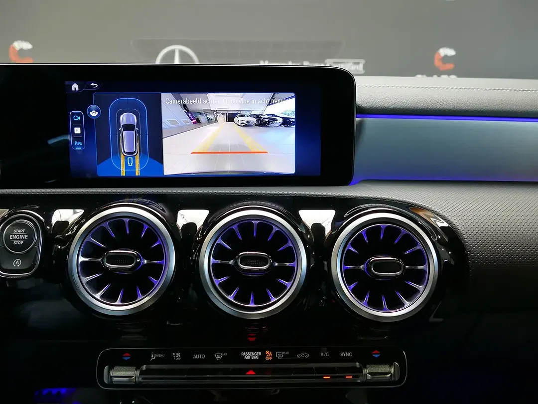 Mercedes-Benz CLA 200 AMG Line - foto 15