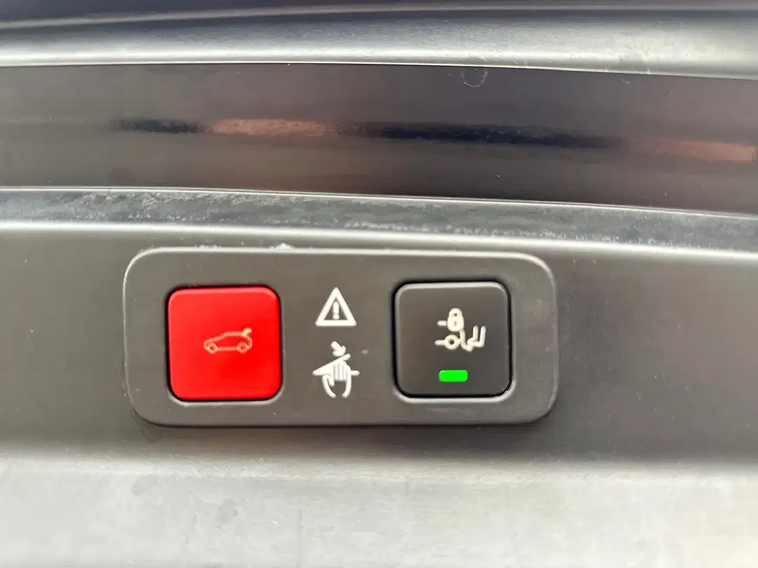 Peugeot 5008 130 BlueHDi EAT8 Allure - Thumbnail 11