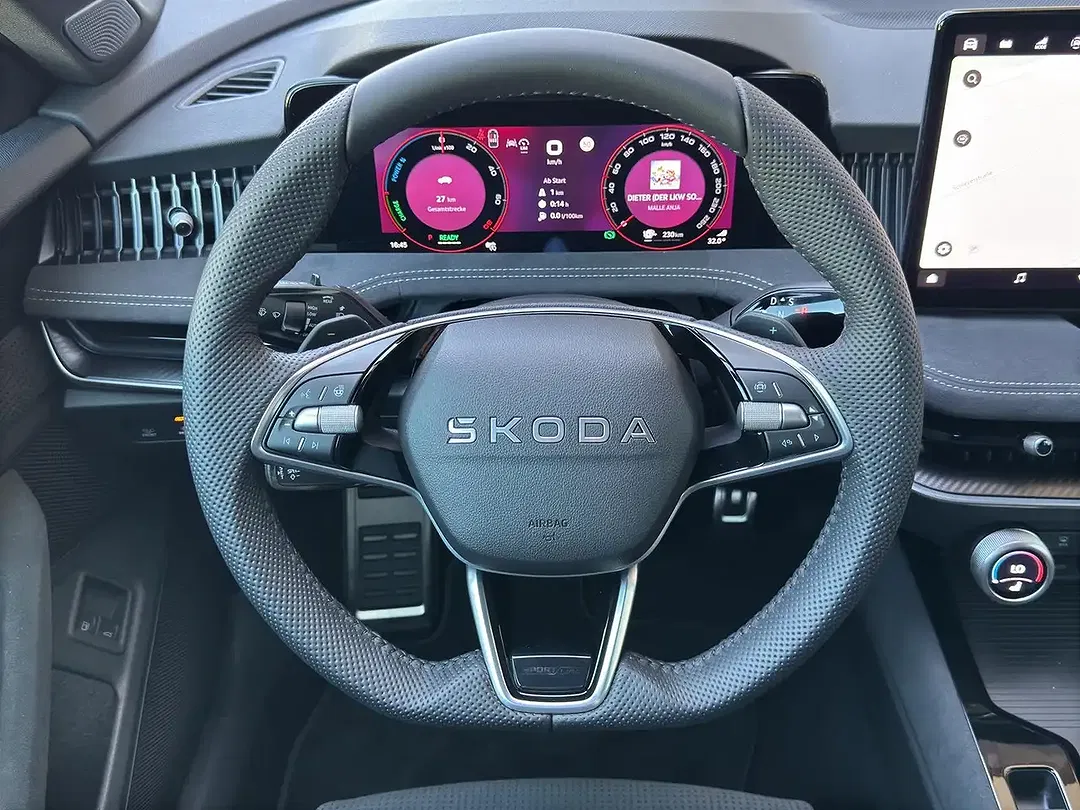 Skoda Superb iV Hybrid Combi Sportline - Thumbnail 14