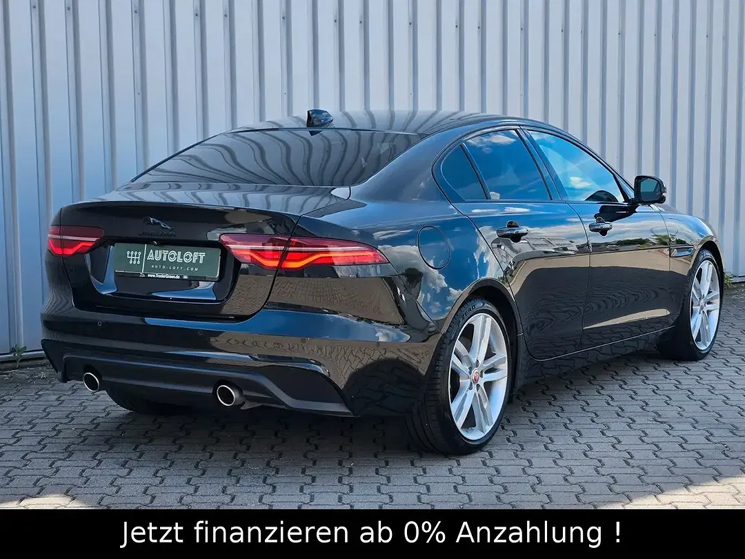 Jaguar XE S Black - Thumbnail 5