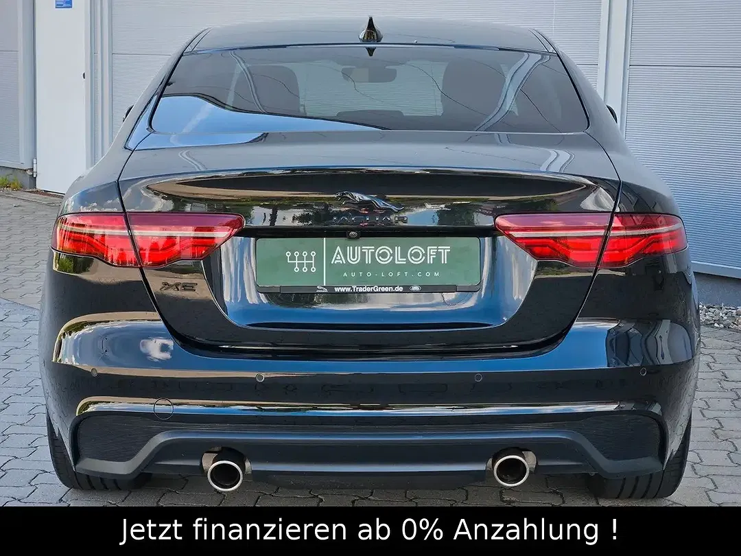 Jaguar XE S Black - Thumbnail 6