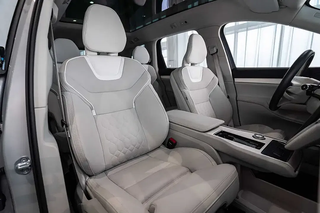 Volvo EX90 Twin Motor Plus - Thumbnail 14