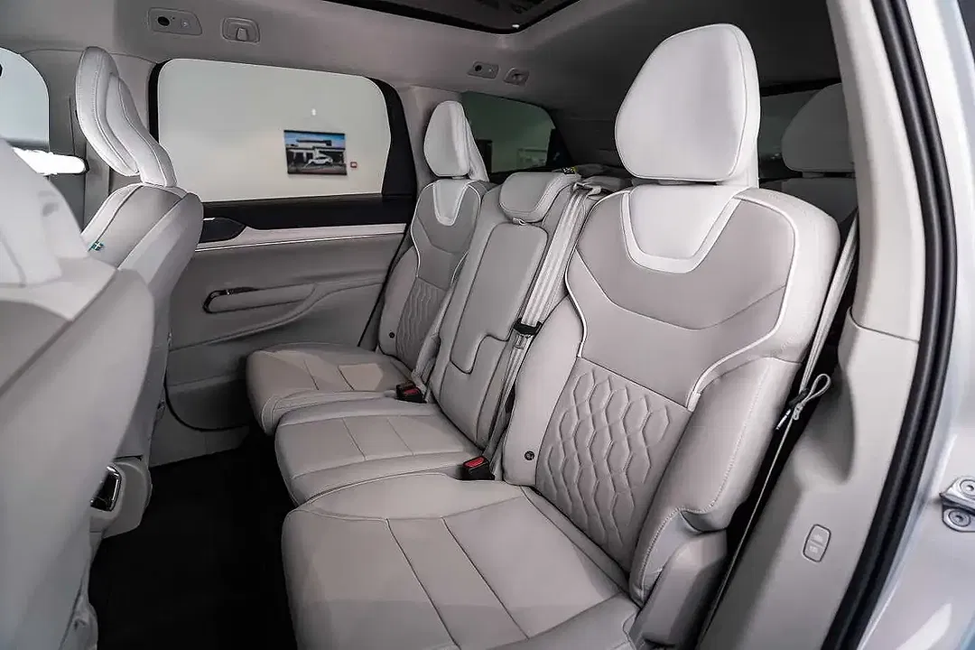 Volvo EX90 Twin Motor Plus - Thumbnail 5