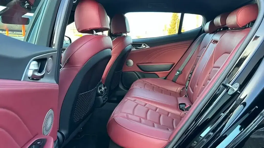 Kia Stinger 3.3 T-GDI AWD GT - foto 15