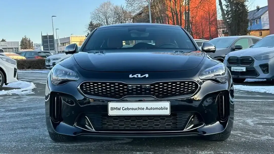 Kia Stinger 3.3 T-GDI AWD GT - Thumbnail 3