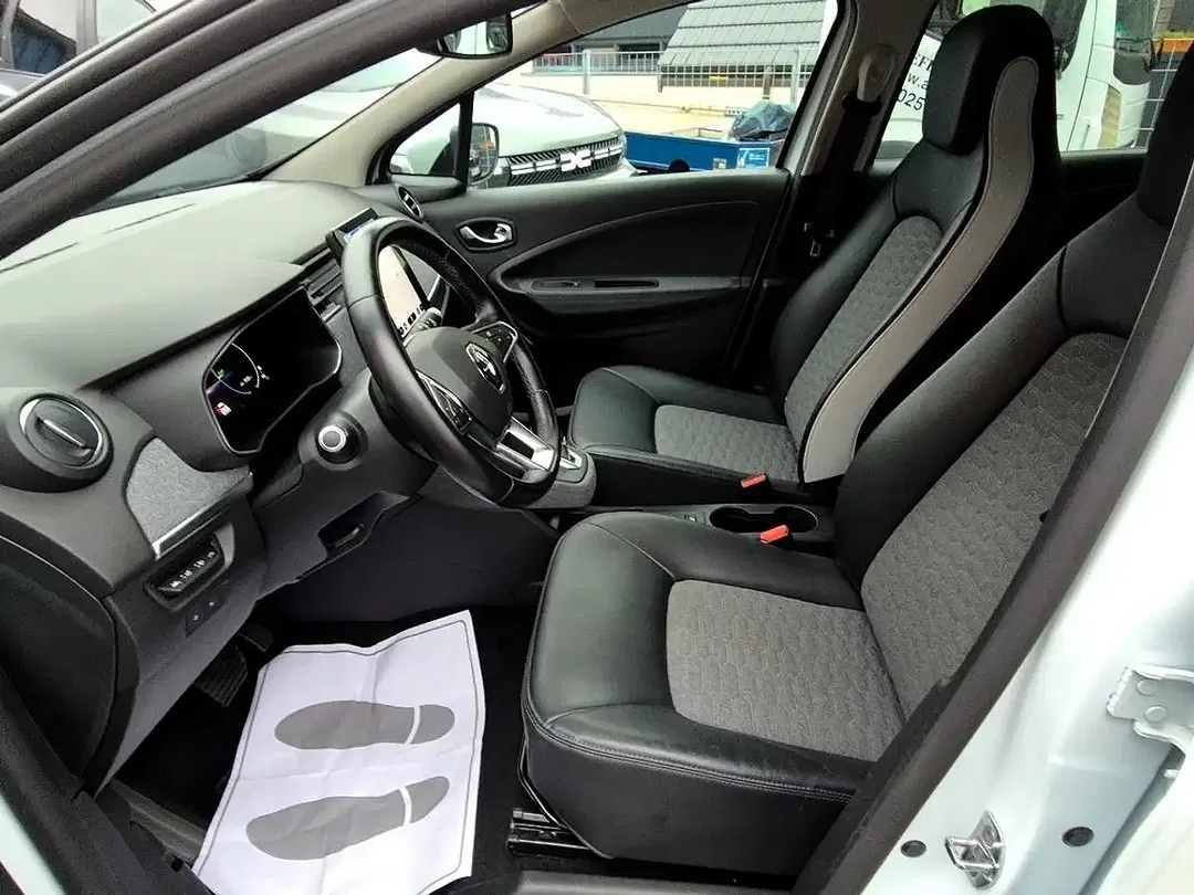 Renault ZOE R135 Z.E. 50 Intens - Thumbnail 6