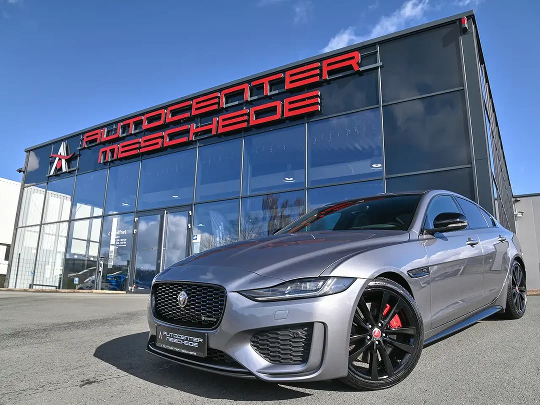 Jaguar XE P250 Edition R-Dynamic Black - Afbeelding 1