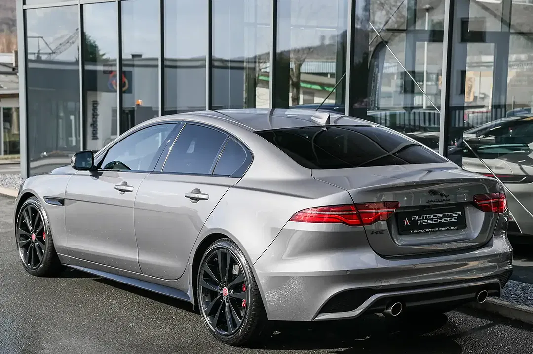 Jaguar XE P250 Edition R-Dynamic Black - Thumbnail 5