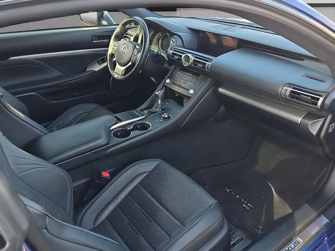 Lexus RC 300h F SPORT - Thumbnail 14