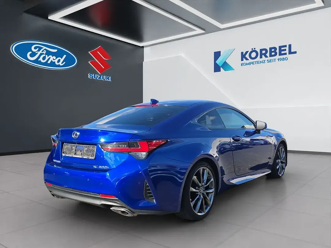 Lexus RC 300h F SPORT - Thumbnail 6