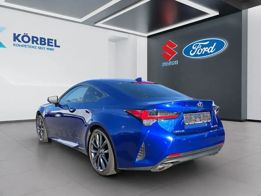 Lexus RC 300h F SPORT - Thumbnail 8