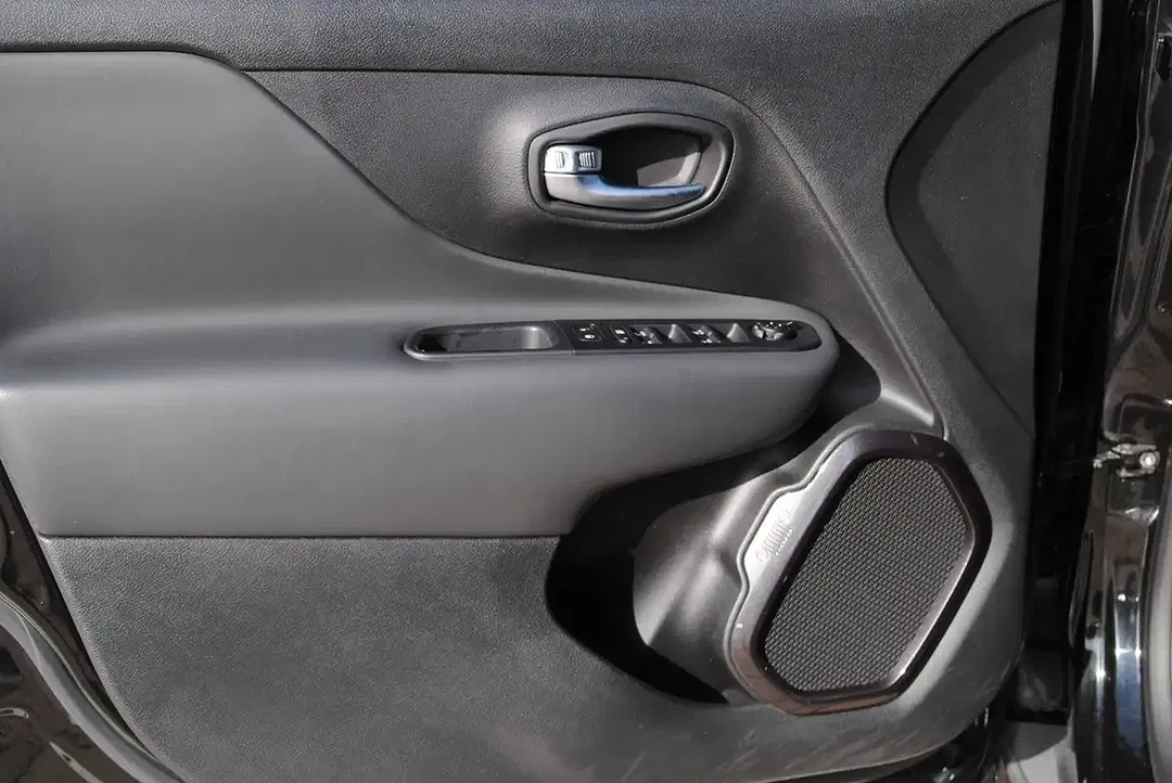 Jeep Renegade PHEV 4xe S - Thumbnail 13