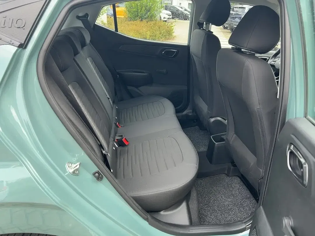 Hyundai i10 1.0 Trend - Thumbnail 9