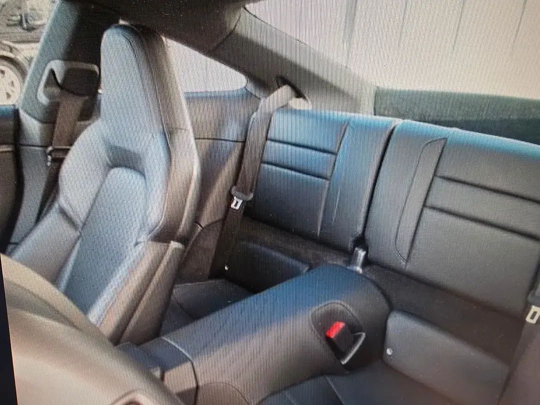 Porsche 992 Carrera - Thumbnail 11