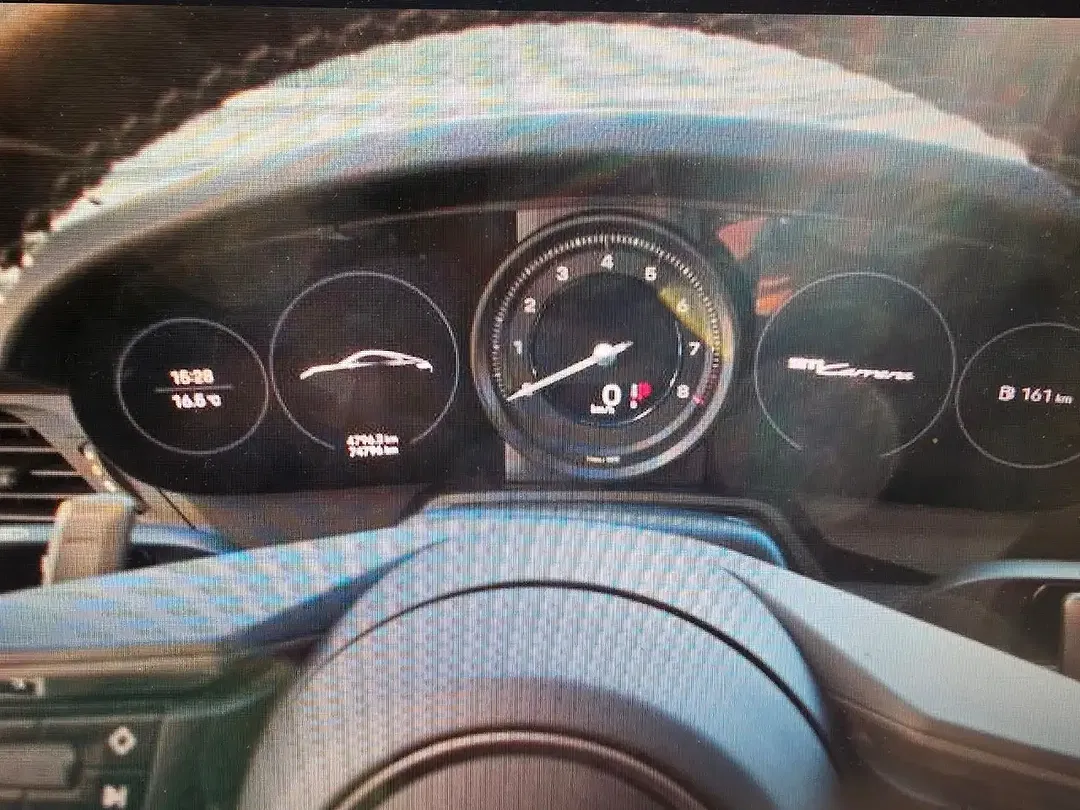 Porsche 992 Carrera - Thumbnail 6