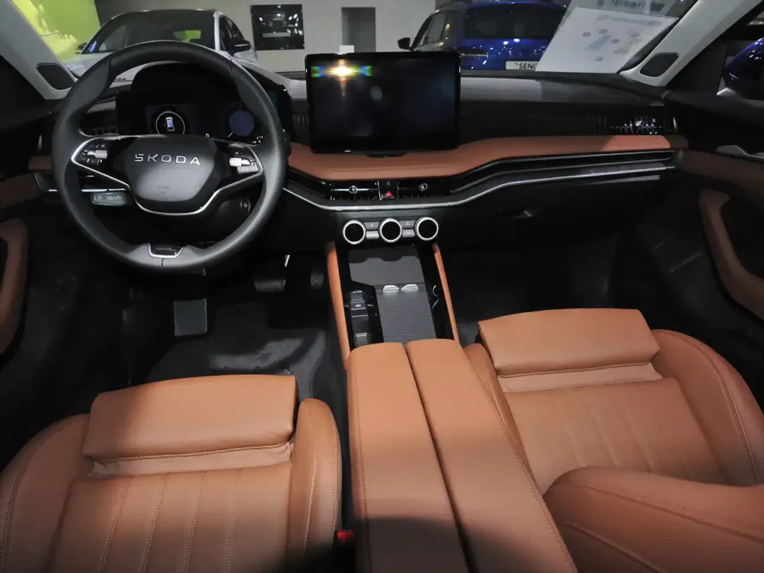 Skoda Superb 2.0 TDI 4x4 Combi L&K - Thumbnail 9