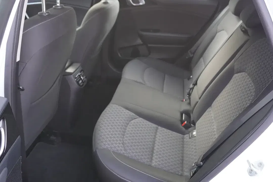 Kia Ceed / cee'd 1.4 T-GDI Spirit - Thumbnail 10