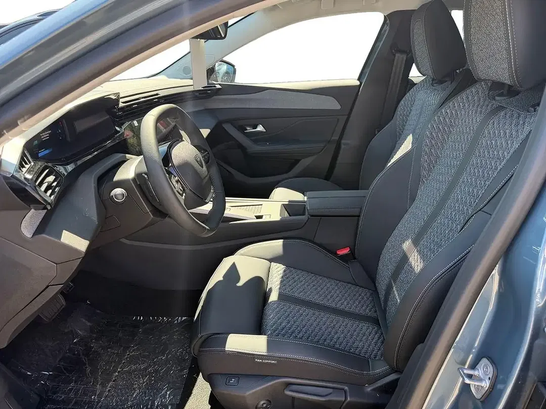 Peugeot 308 - Thumbnail 6