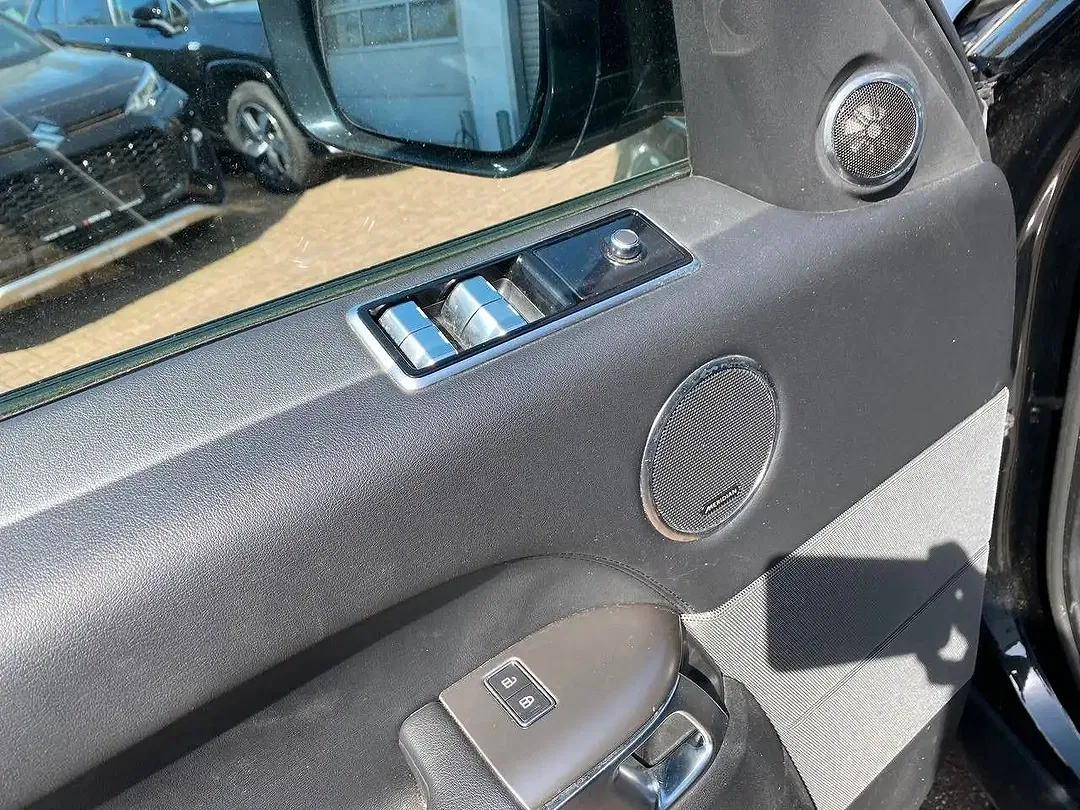 Land Rover Range Rover Sport Hybrid SE - Thumbnail 9