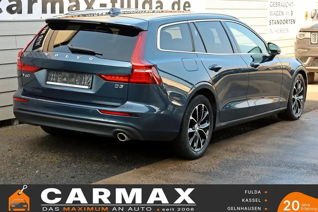 Volvo V60 Momentum Pro - Thumbnail 13
