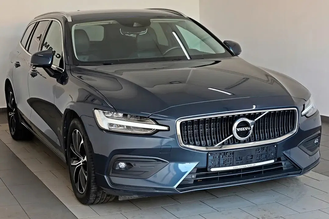 Volvo V60 Momentum Pro - Thumbnail 7