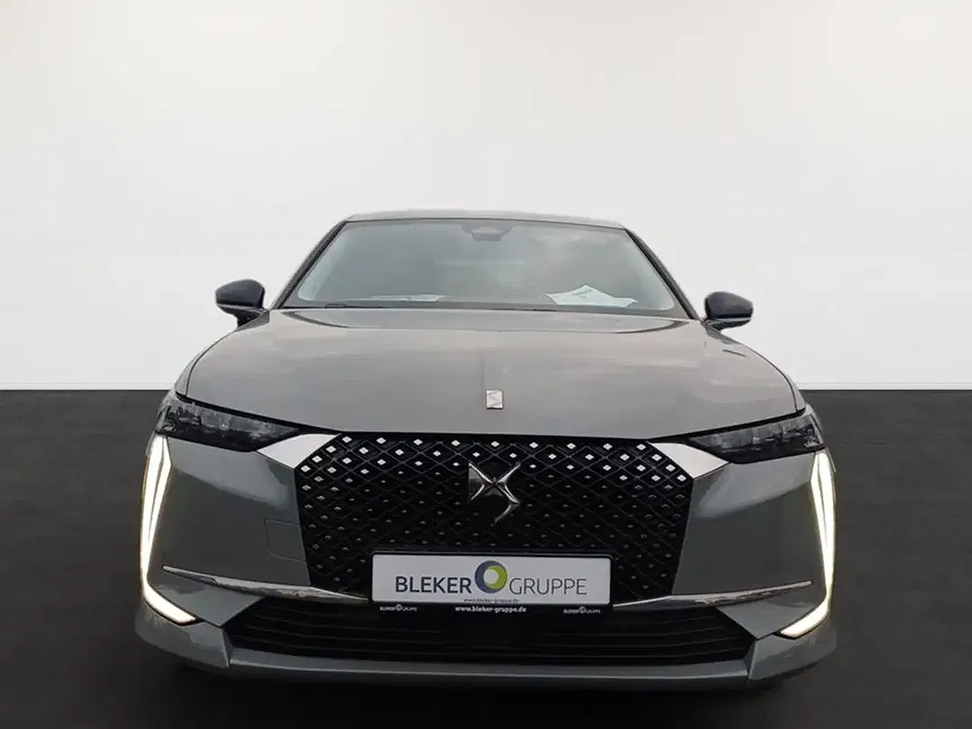 DS Automobiles DS 4 - Thumbnail 4