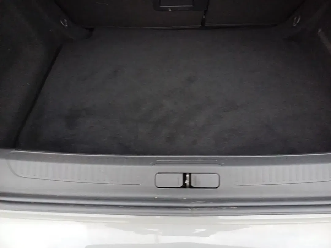 DS Automobiles DS 4 - Thumbnail 8