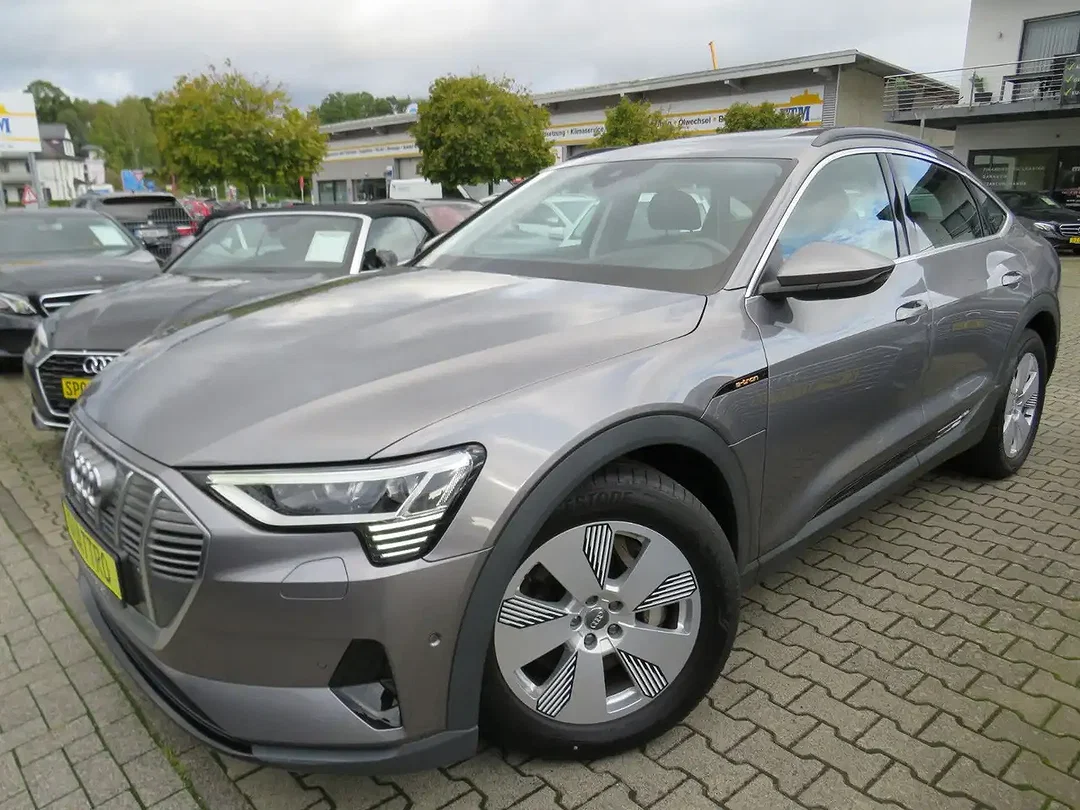 Audi e-tron 55 quattro Sportback - Afbeelding 1