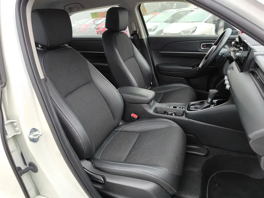Honda HR-V 1.5 Hybrid Advance - foto 12
