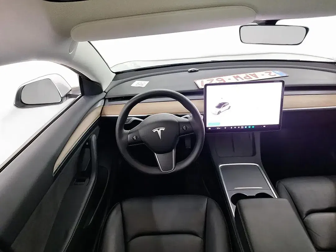 Tesla Model 3 75 kWh Dual Motor Long Range - Thumbnail 4