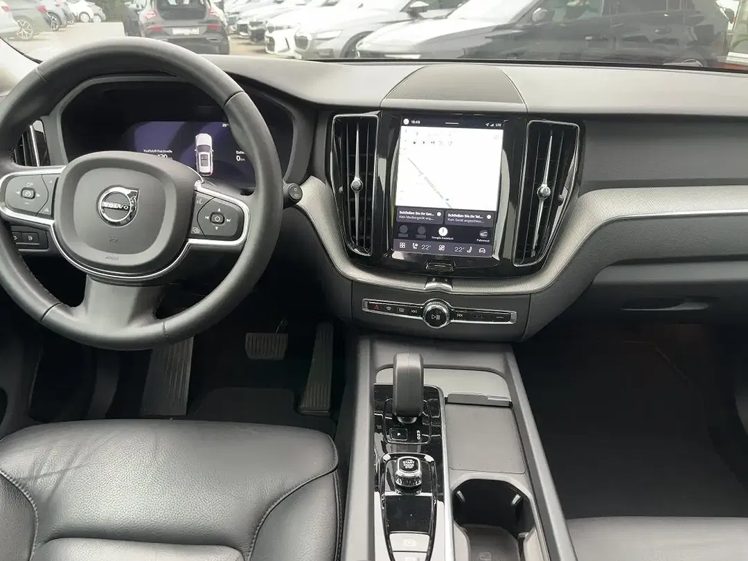Volvo XC60 T6 PHEV AWD Recharge - Thumbnail 8
