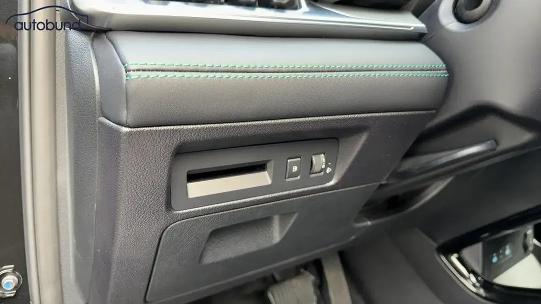 BYD Seal U DM-i PHEV Boost - Thumbnail 14