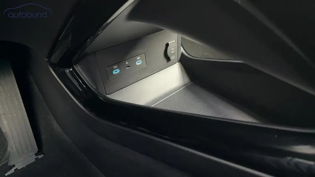BYD Seal U DM-i PHEV Boost - Thumbnail 19