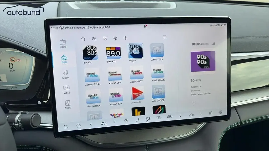BYD Seal U DM-i PHEV Boost - Thumbnail 25