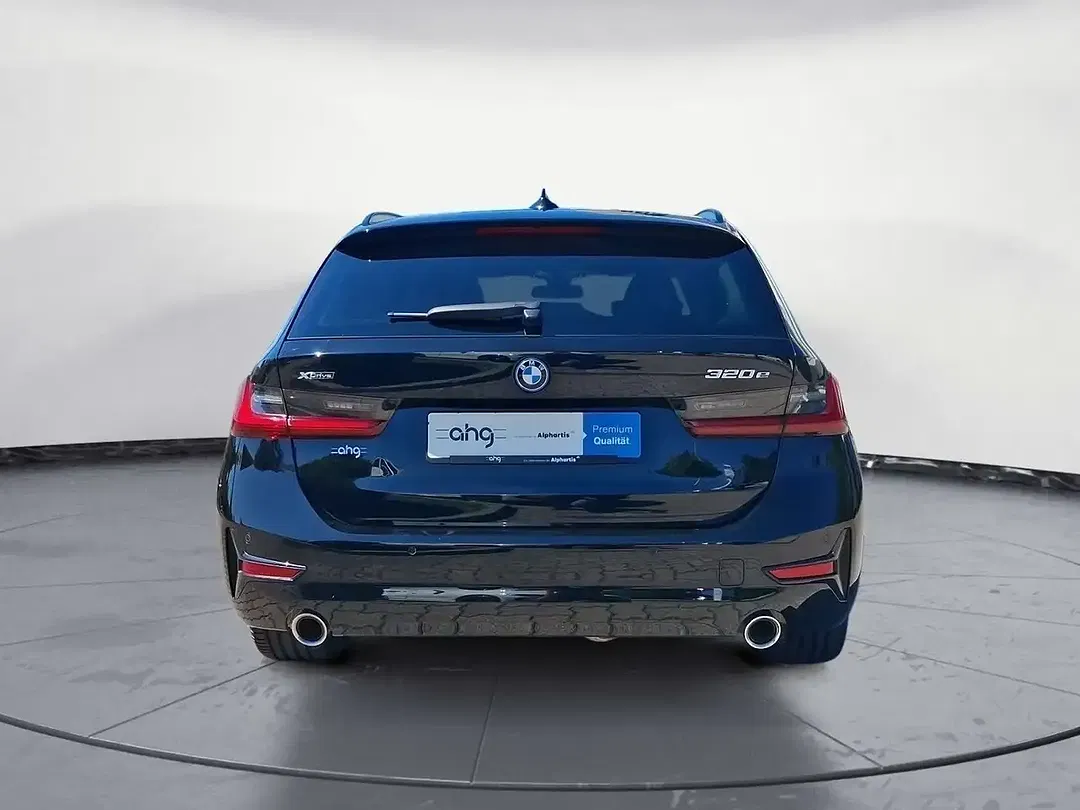 BMW 320 AUT xDrive Touring - Thumbnail 5