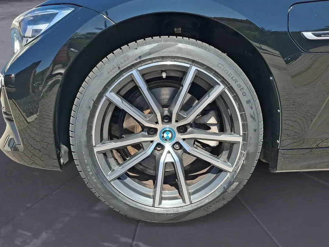BMW 320 AUT xDrive Touring - Thumbnail 7