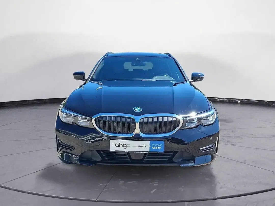 BMW 320 AUT xDrive Touring - Thumbnail 8