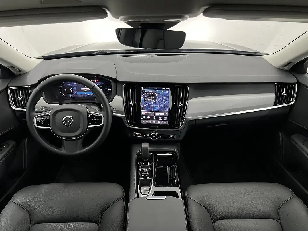 Volvo V90 T6 AWD - Thumbnail 3