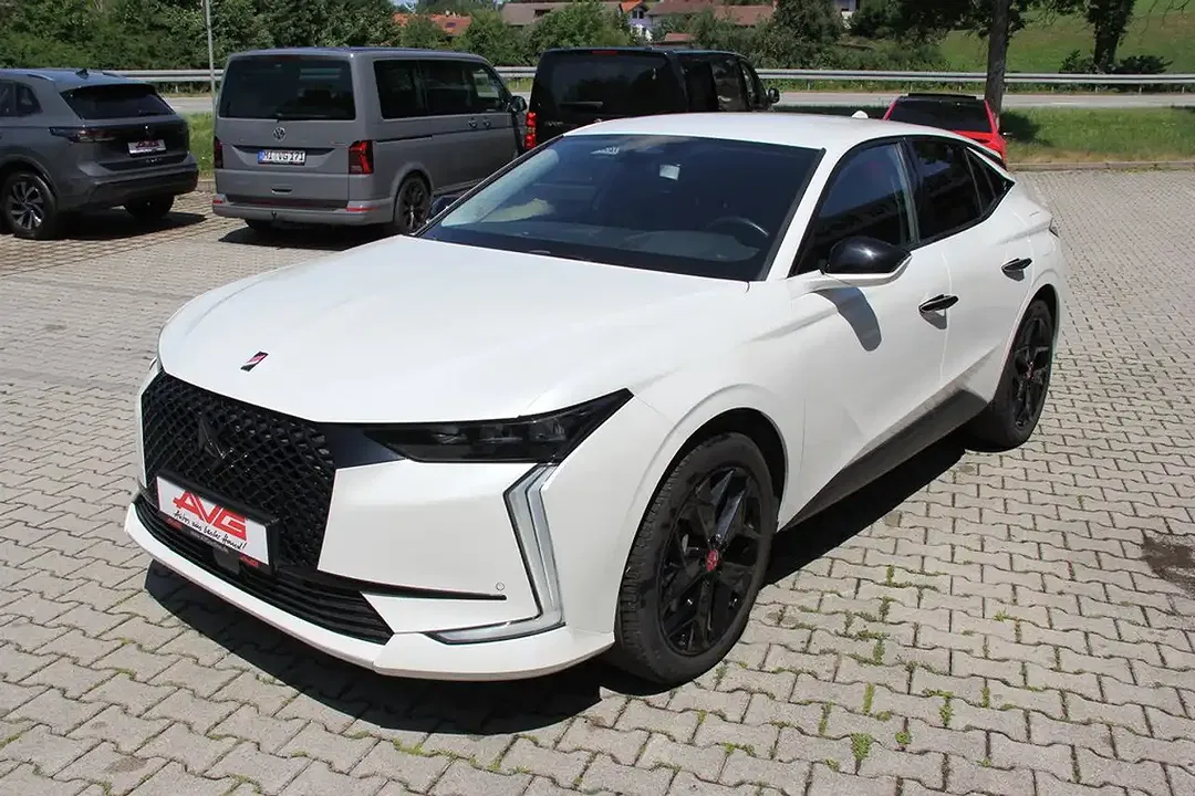 DS Automobiles DS 4 - foto 21