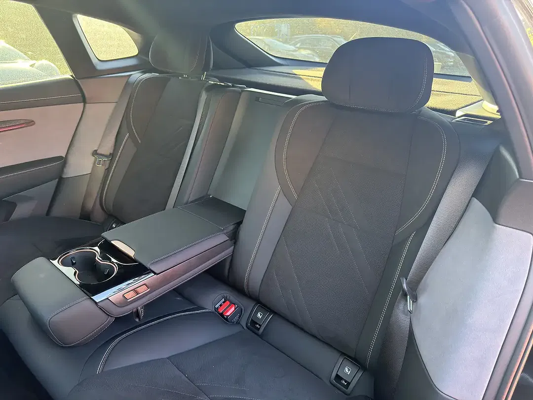 Zeekr 001 - Thumbnail 11