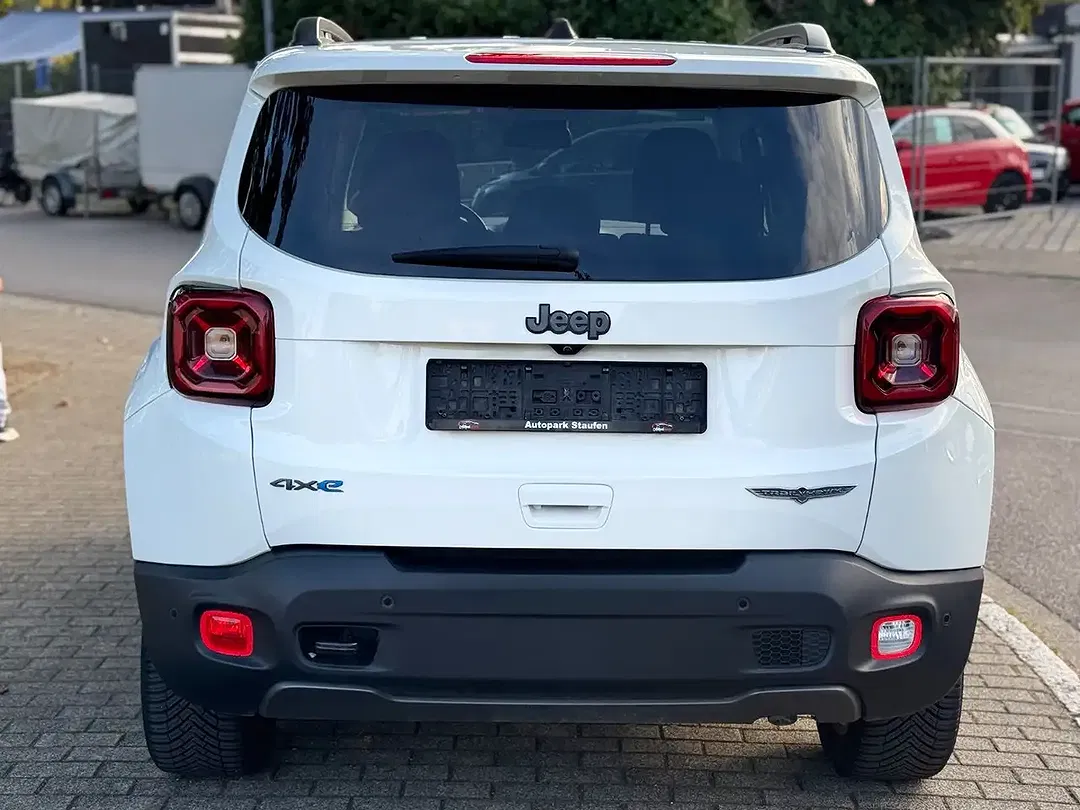 Jeep Renegade PHEV 4xe Trailhawk - Thumbnail 6