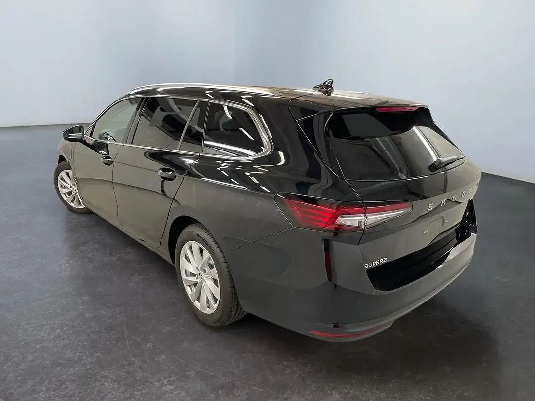 Skoda Superb 1.5 eTSI MHEV Combi Selection - Thumbnail 3