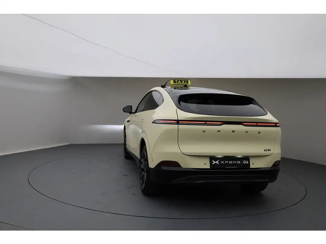 Xpeng G6 RWD Long Range - Thumbnail 5
