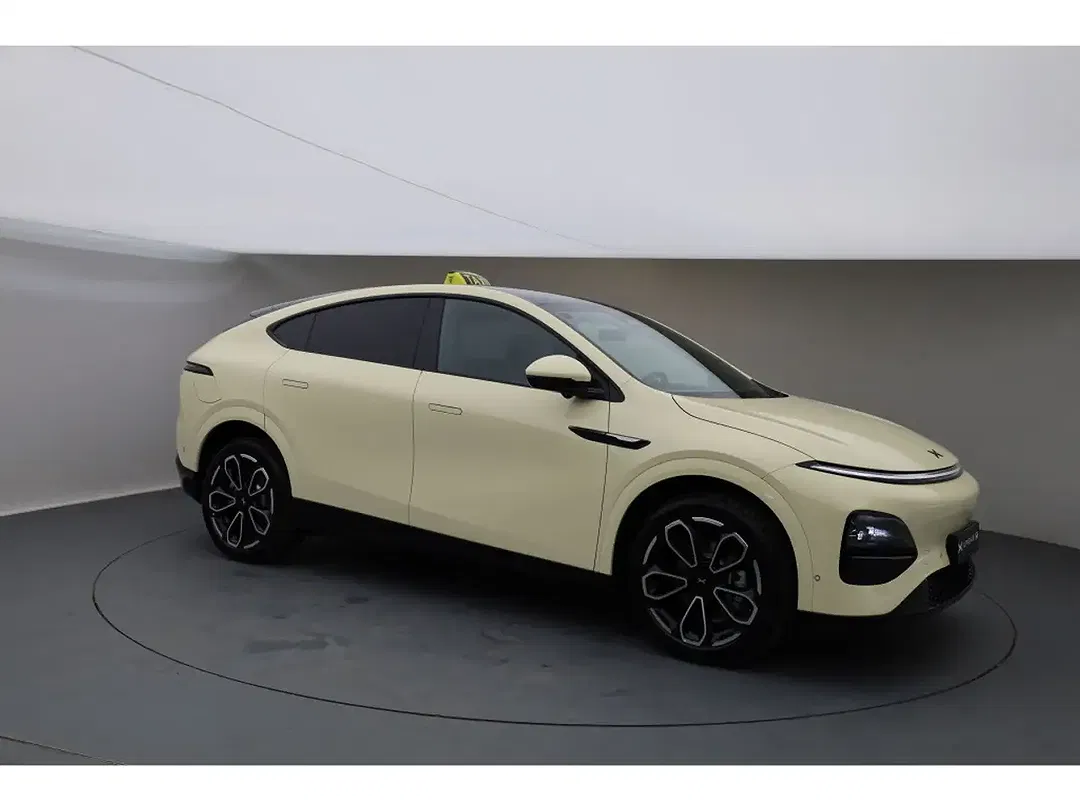 Xpeng G6 RWD Long Range - Thumbnail 8