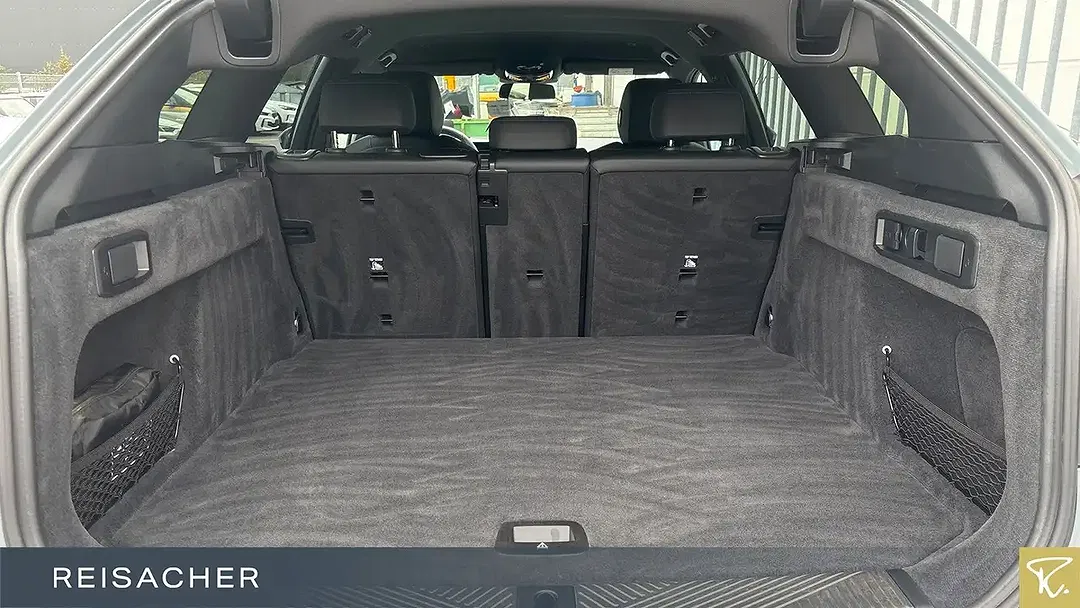 BMW 520 xDrive M Sport - Thumbnail 10