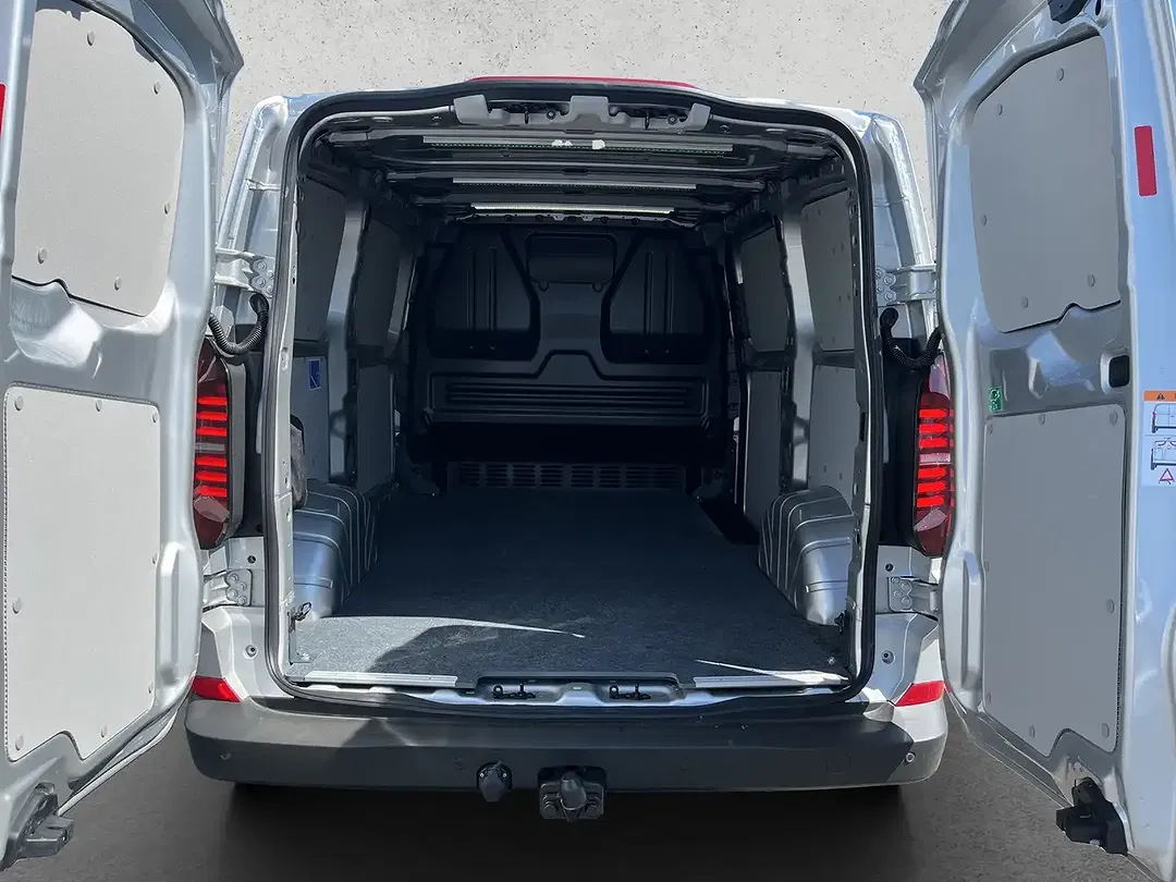 Volkswagen Transporter - Thumbnail 11