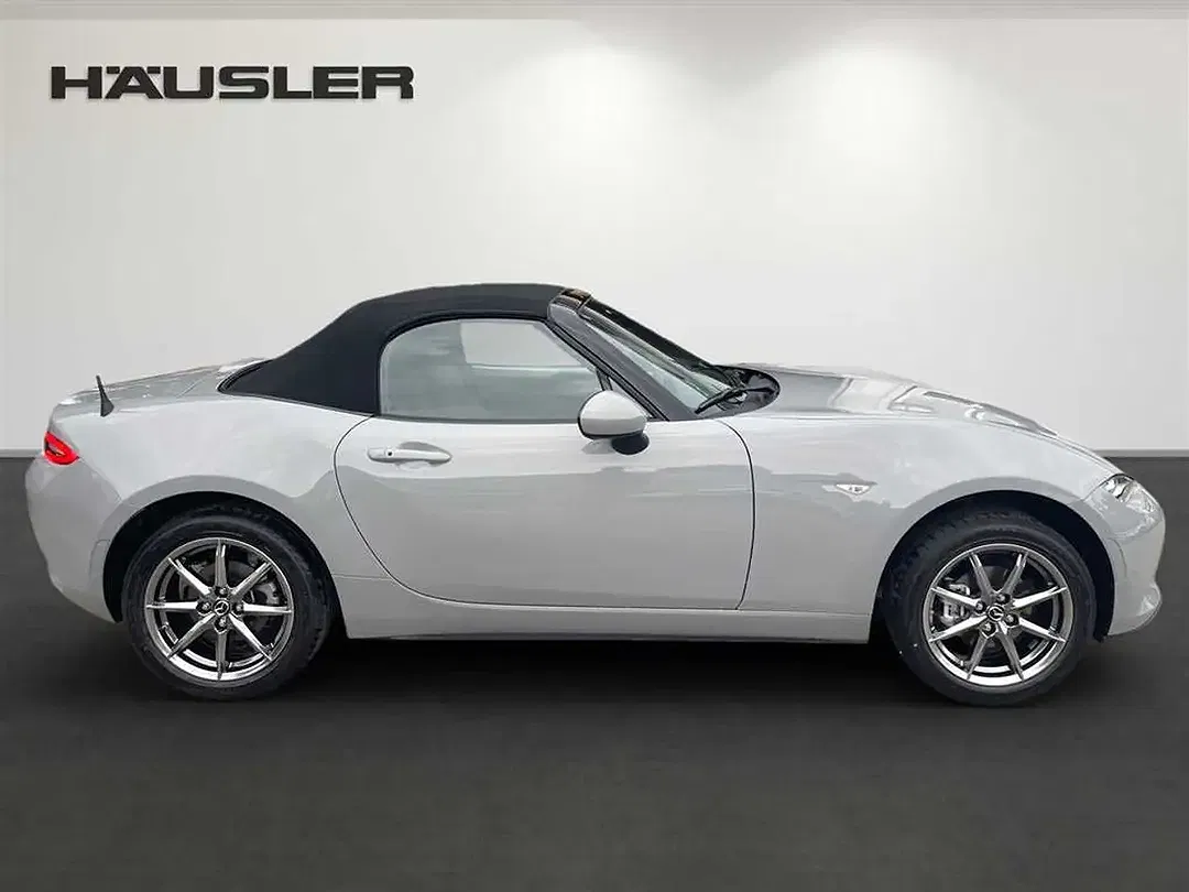 Mazda MX-5 Exclusive-Line - Thumbnail 3
